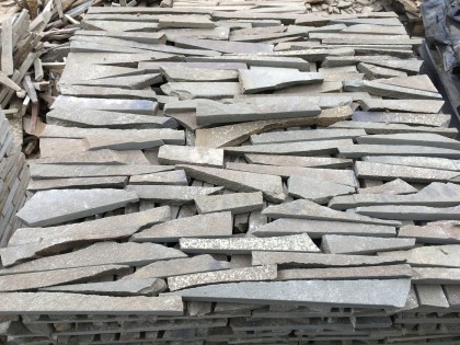 Камень Лапша 3 см серый